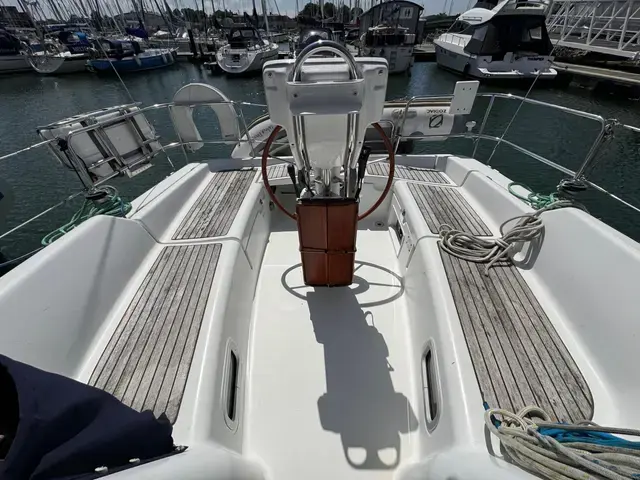 Beneteau Oceanis Clipper 343