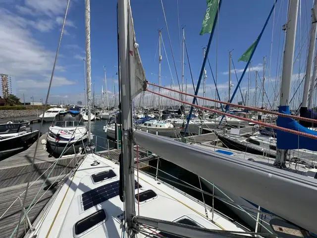 Beneteau Oceanis Clipper 343