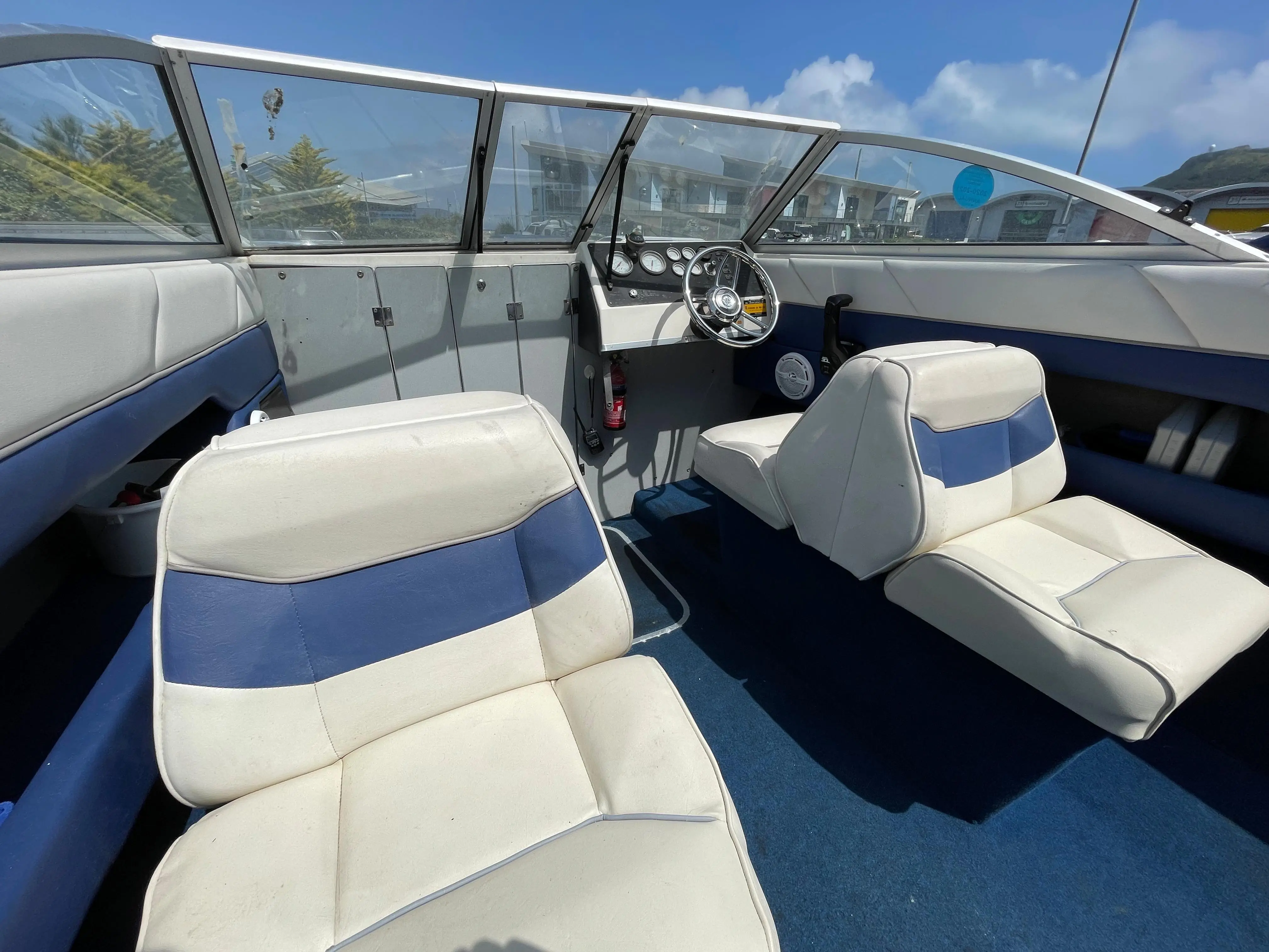 1994 Bayliner 1952