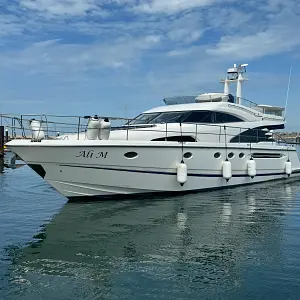 2002 Fairline Squadron 58