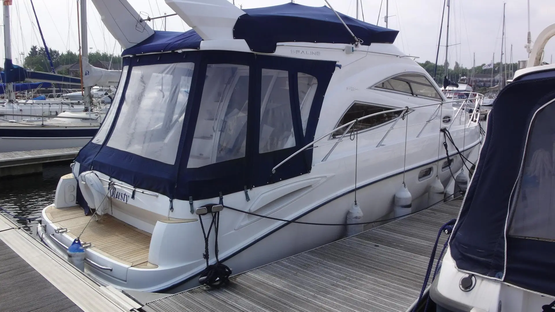 2007 Sealine f34