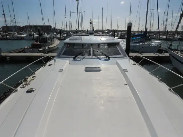 Sunseeker Renegade 60