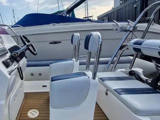 Ballistic 550 RIB