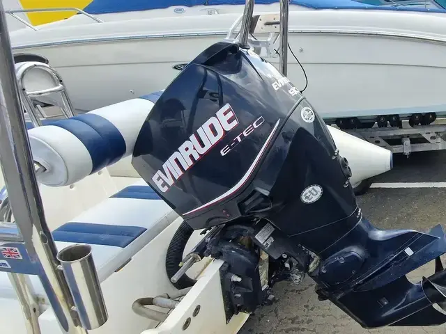 Ballistic 550 RIB