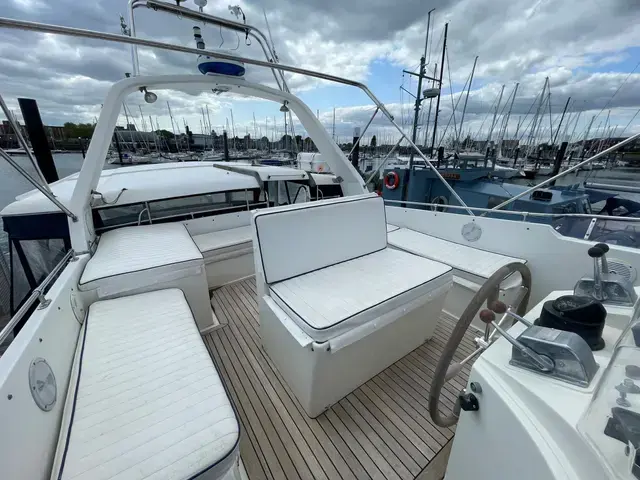 Trader 535 Signature