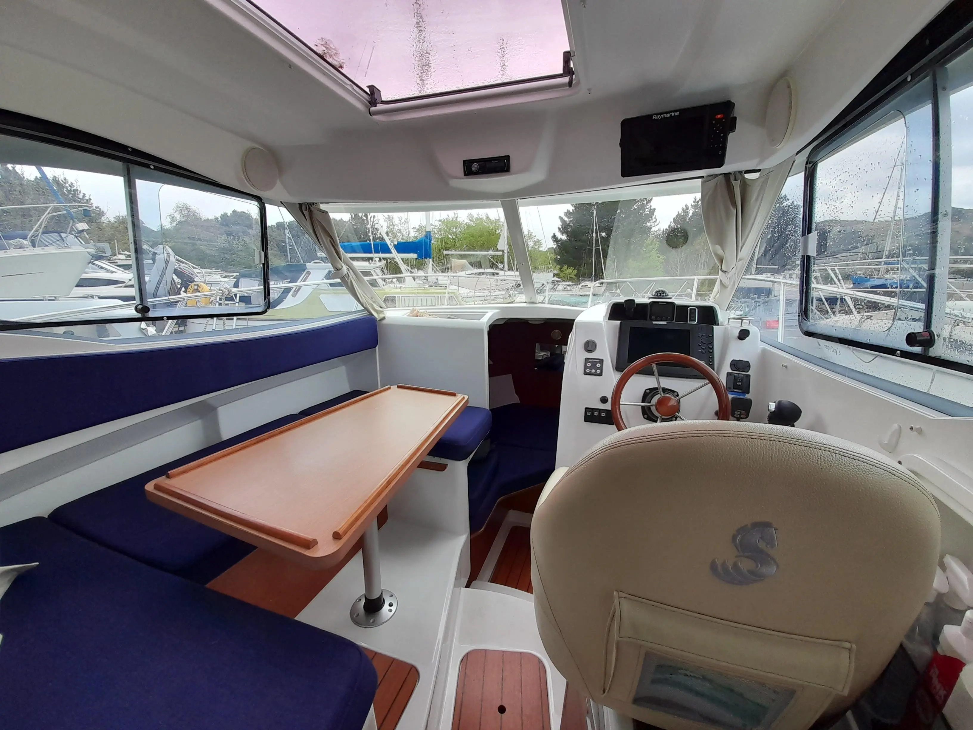 2011 Beneteau antares 750