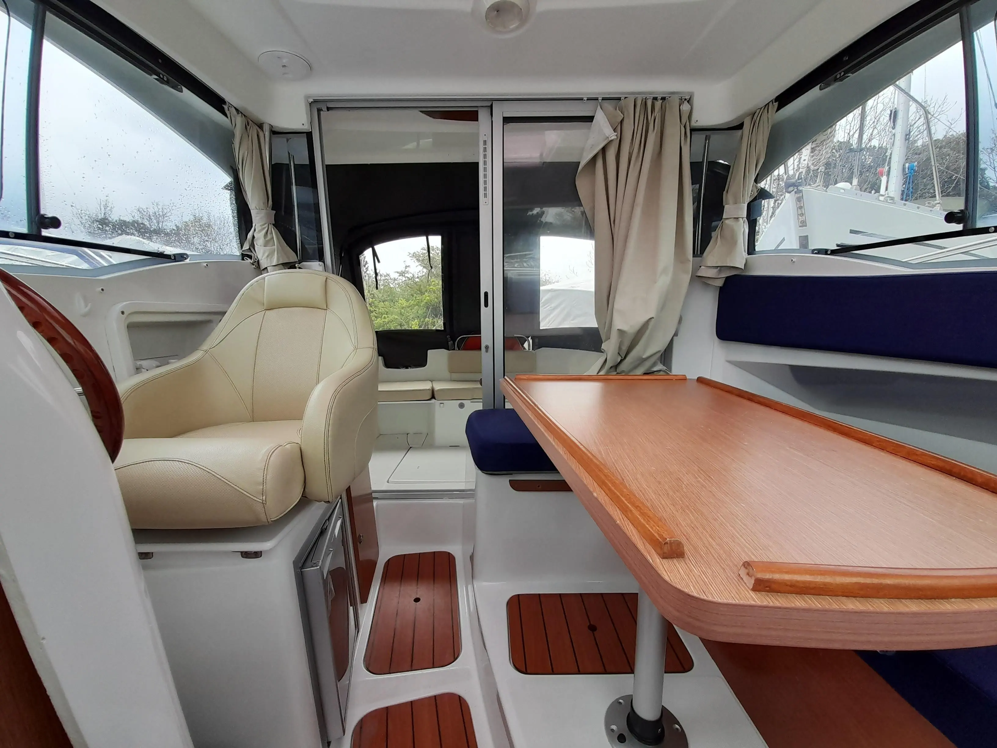 2011 Beneteau antares 750