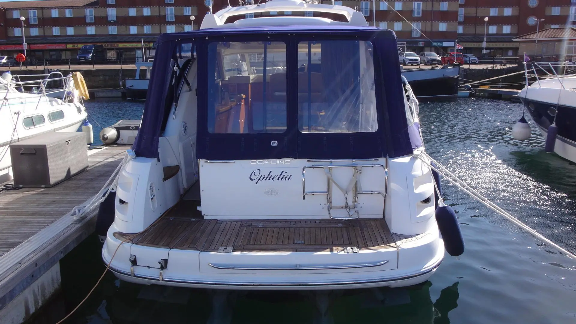 2003 Sealine c39