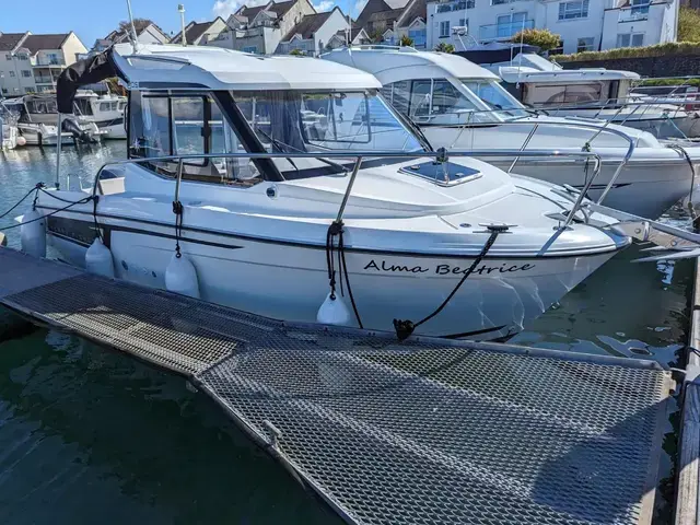 Jeanneau Merry Fisher 605