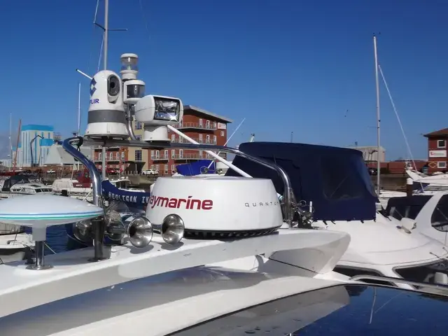 Sealine C 39