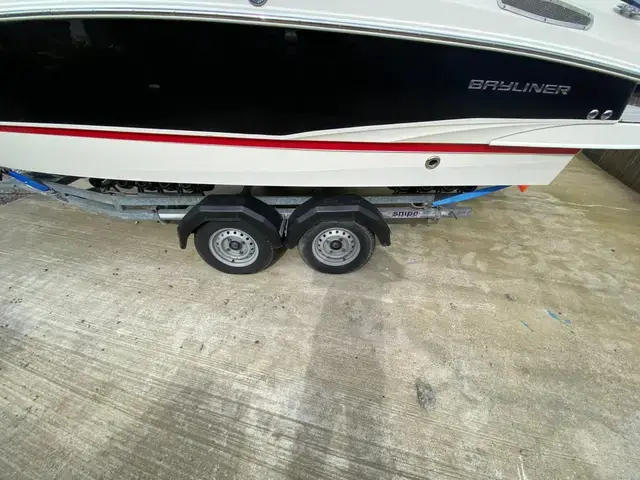 Bayliner 642 Cuddy