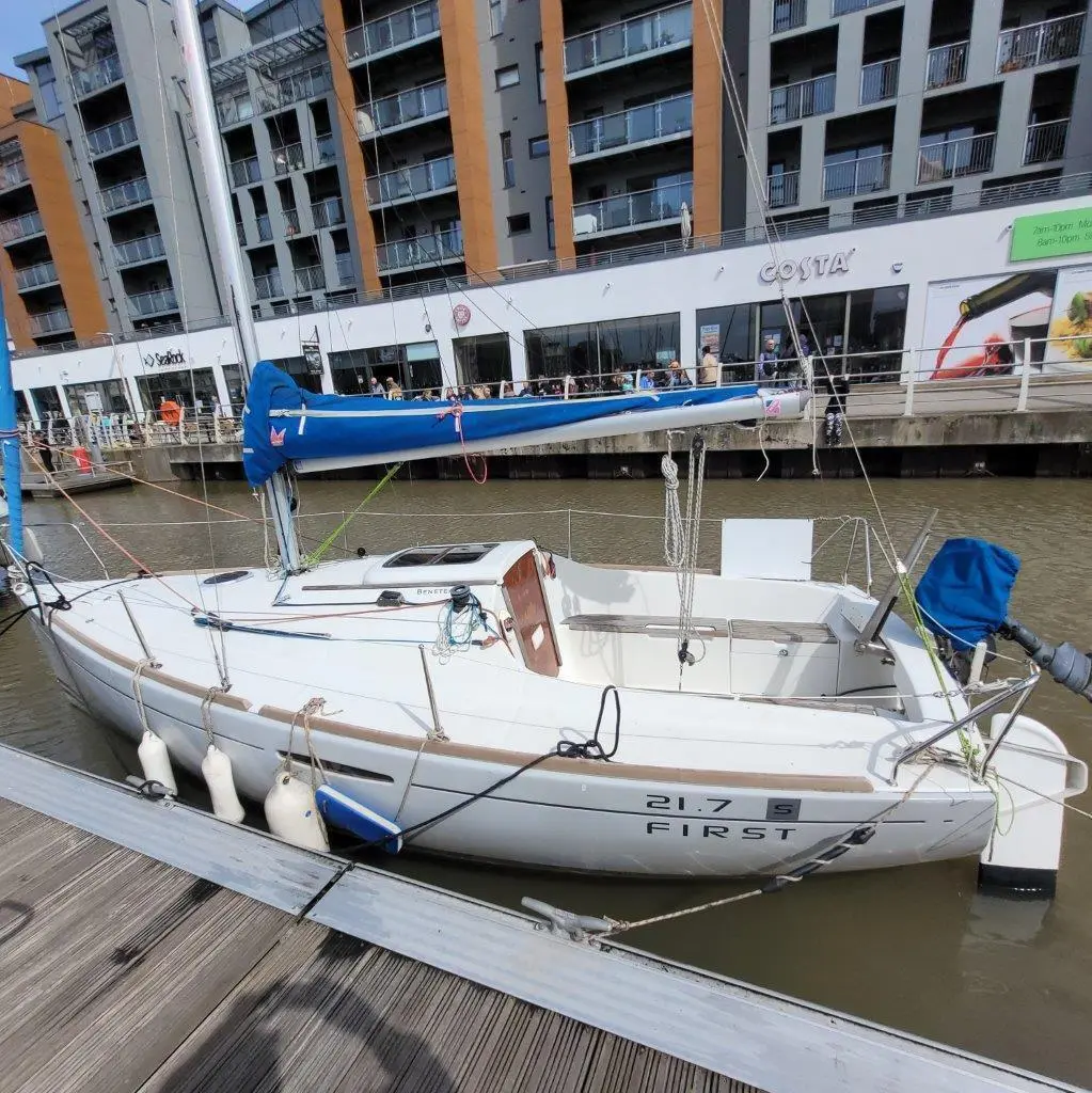 2010 Beneteau first 21.7