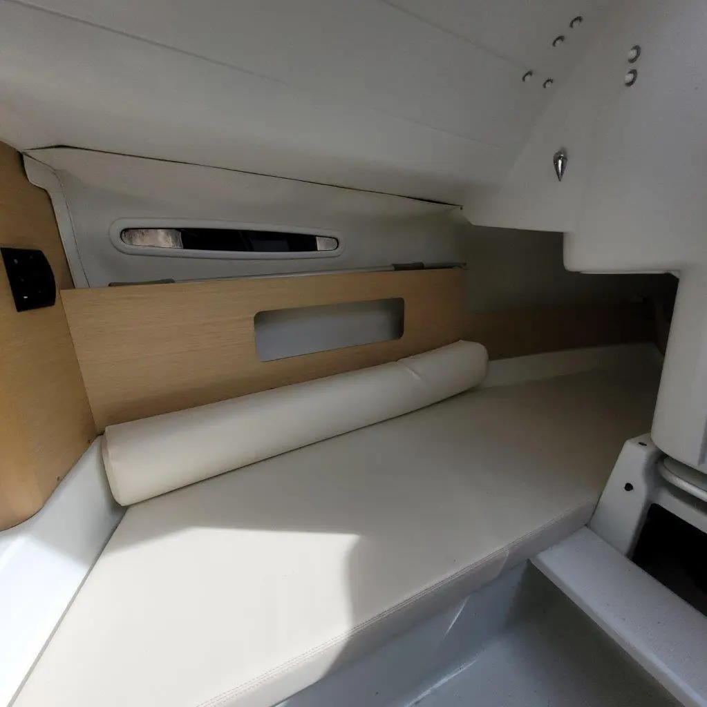 2010 Beneteau first 21.7