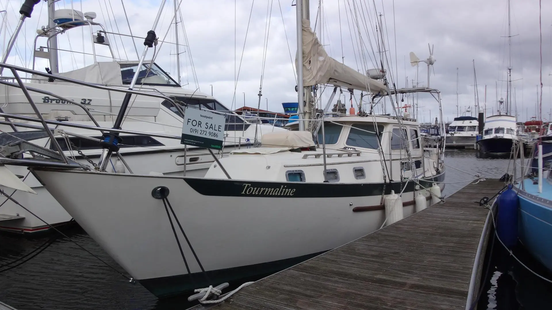 1993 Pacific pilothouse 32