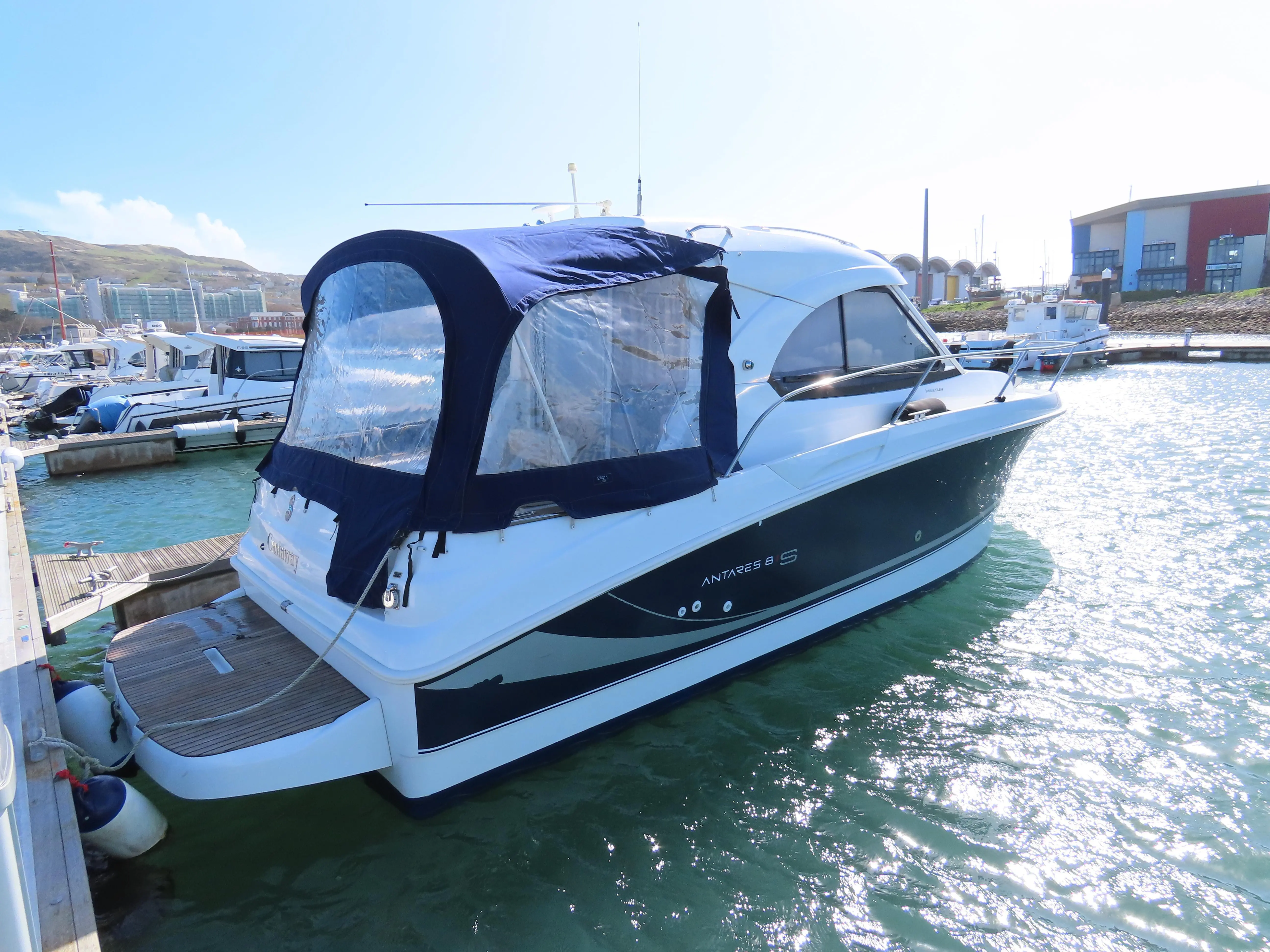 2011 Beneteau antares 8