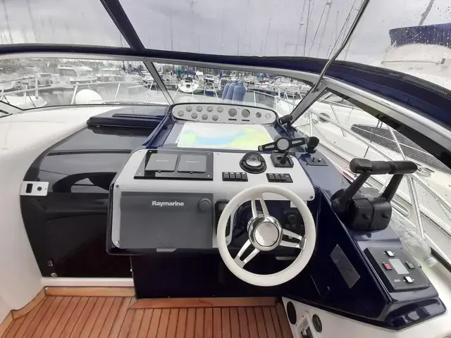 Sealine S34