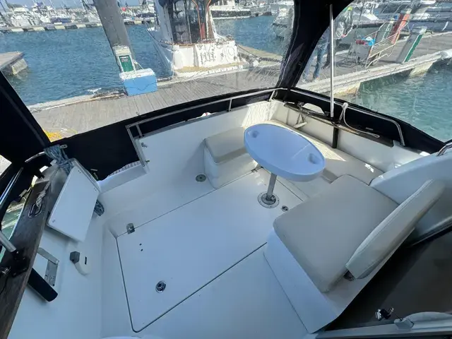 Beneteau Antares 8