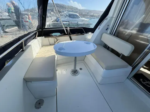 Beneteau Antares 8