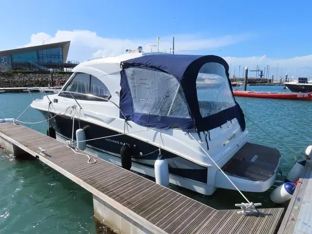 Beneteau Antares 8