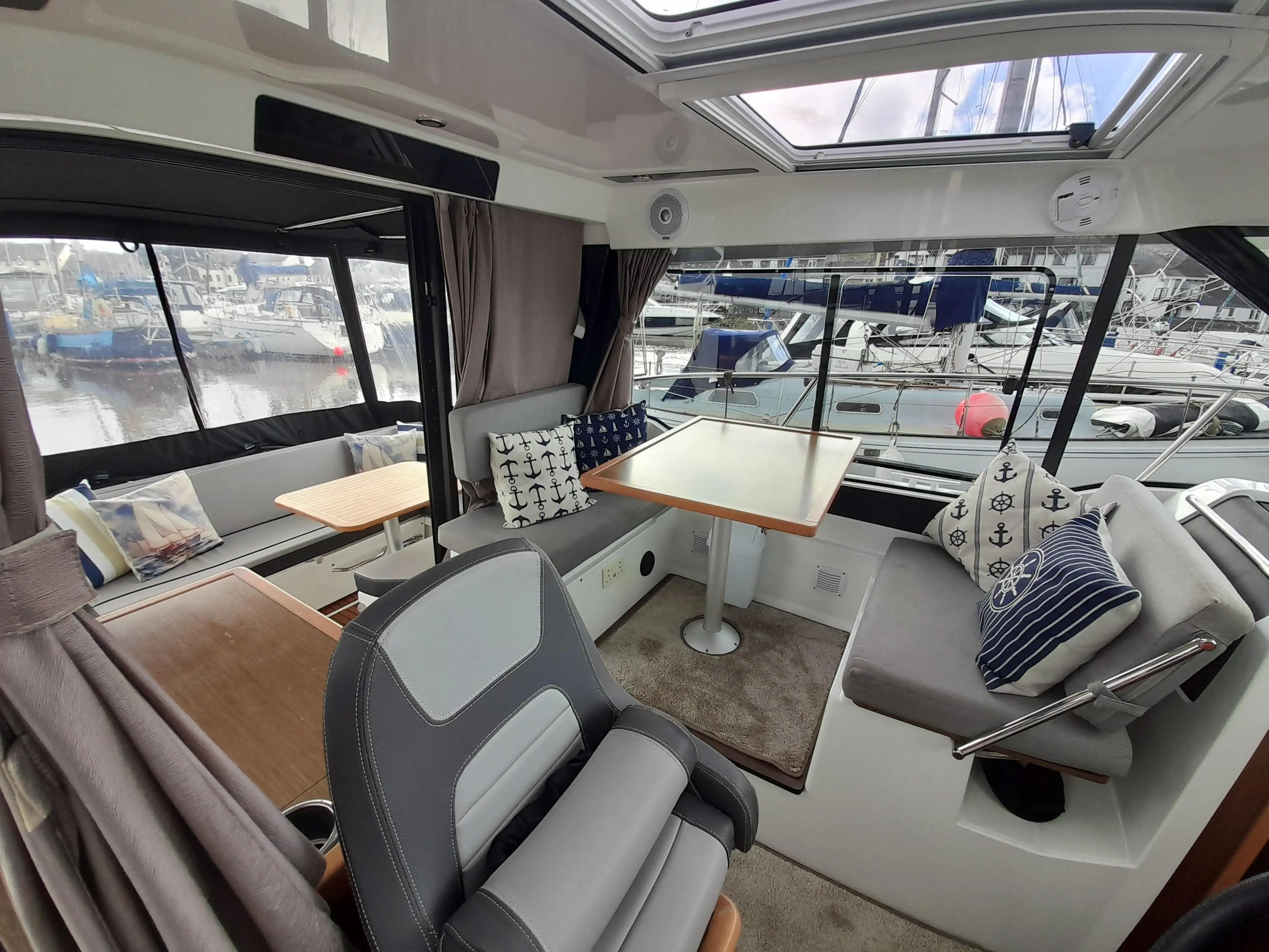 2018 Jeanneau merry fisher 895