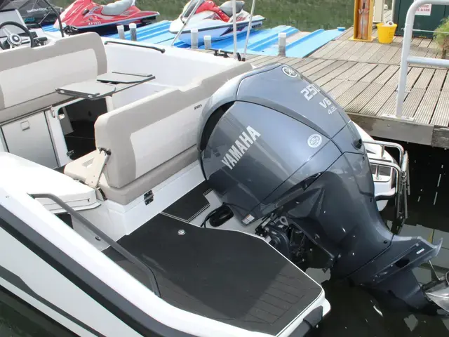 Ryds 735vi Inboard