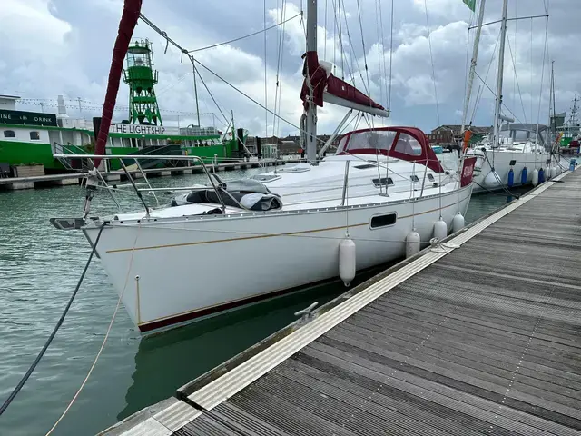 Beneteau Oceanis 321