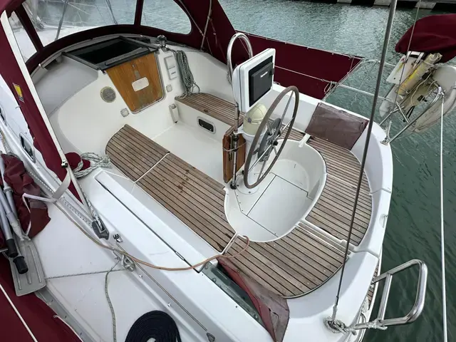 Beneteau Oceanis 321