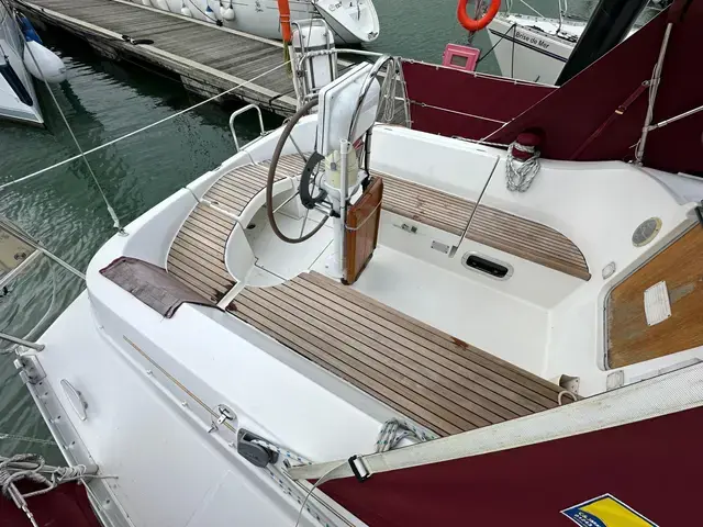 Beneteau Oceanis 321