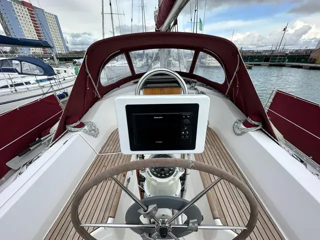 Beneteau Oceanis 321