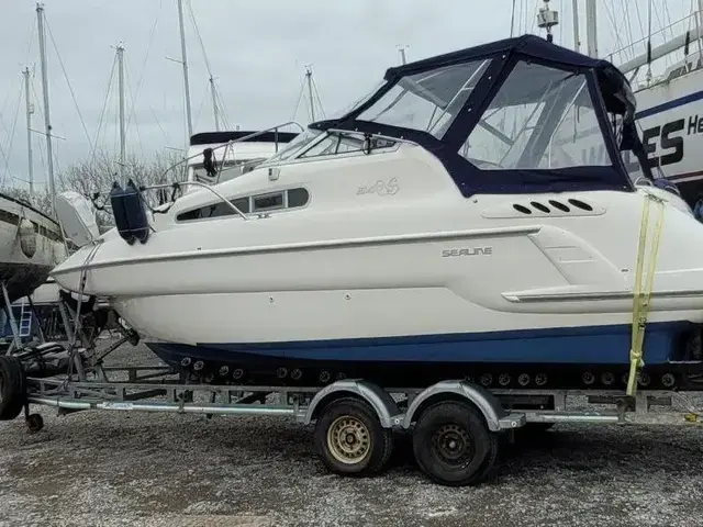 Sealine S 240