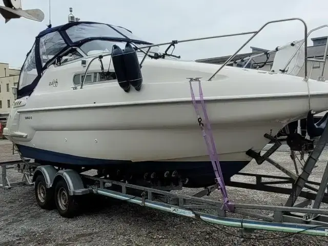 Sealine S 240