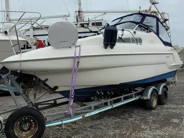 Sealine S 240