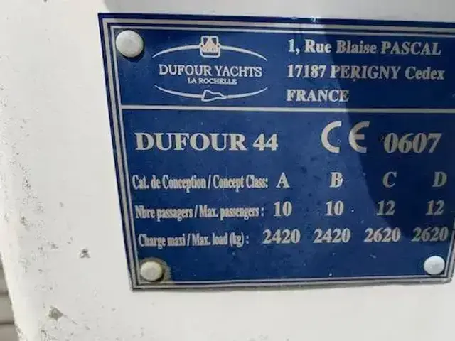 Dufour 44 Performance