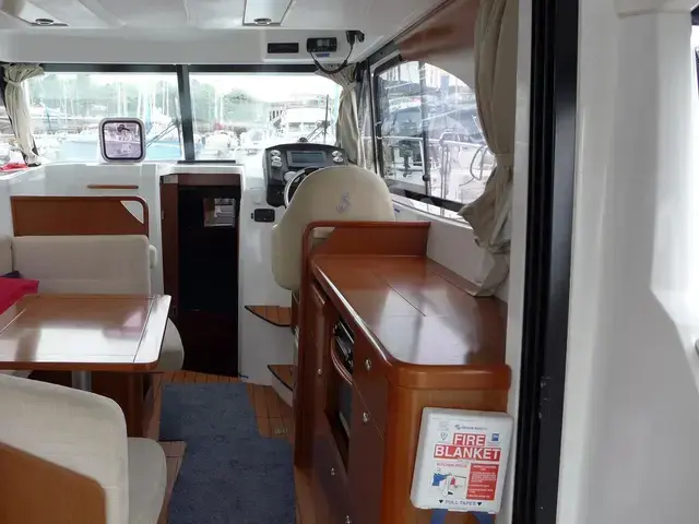 Beneteau Antares 30