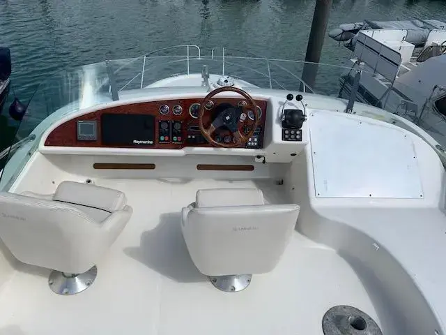 Prestige 36