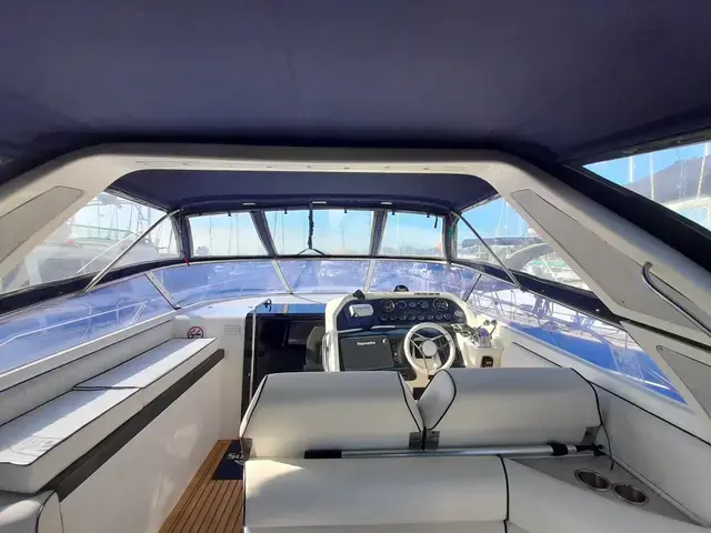 Sunseeker Martinique 36