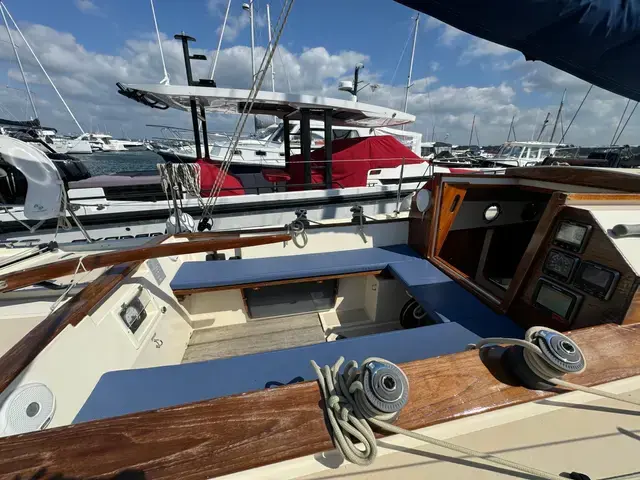 Cornish Crabbers Pilot Cutter 30