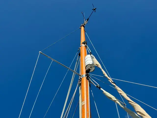 Cornish Crabbers Pilot Cutter 30