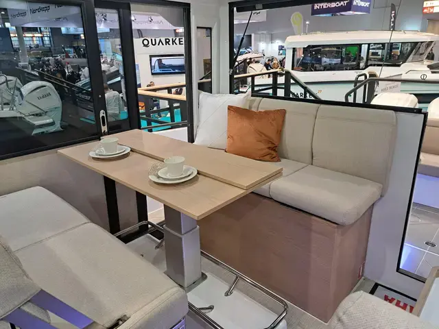 Quarken 35 Cabin Tourer