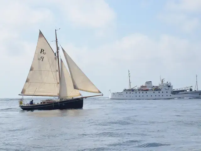 Cornish Crabbers Pilot Cutter 30