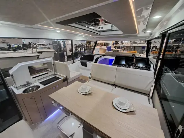 Quarken 35 Cabin Tourer