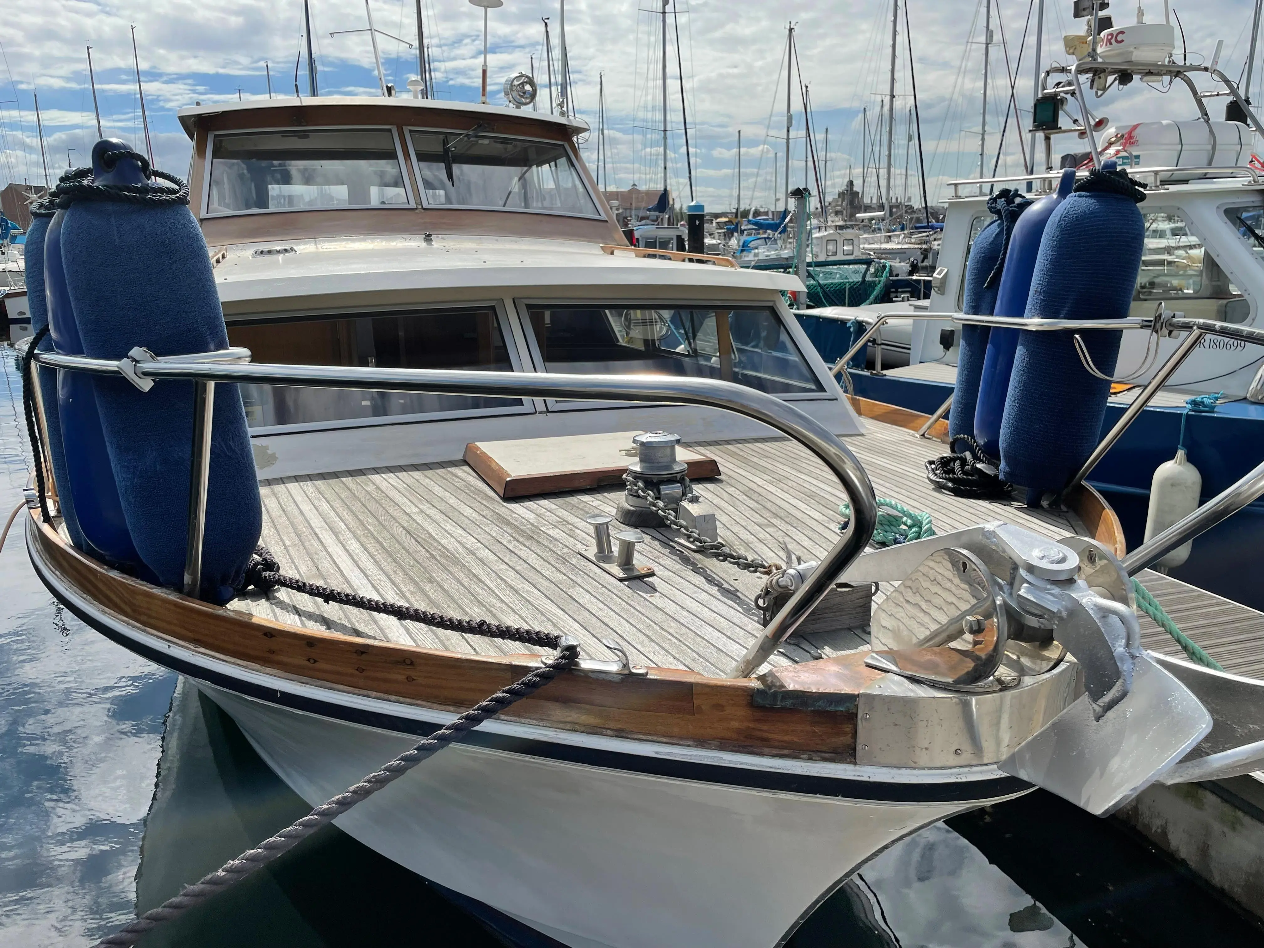 1982 Royal 34 royal cruiser