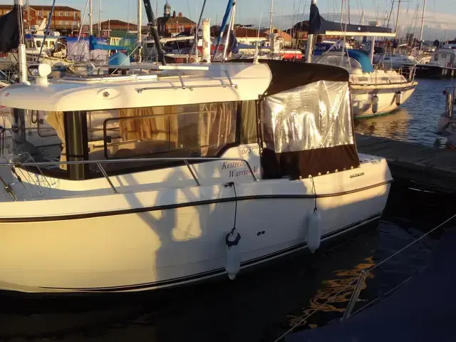 Quicksilver 675 Pilothouse