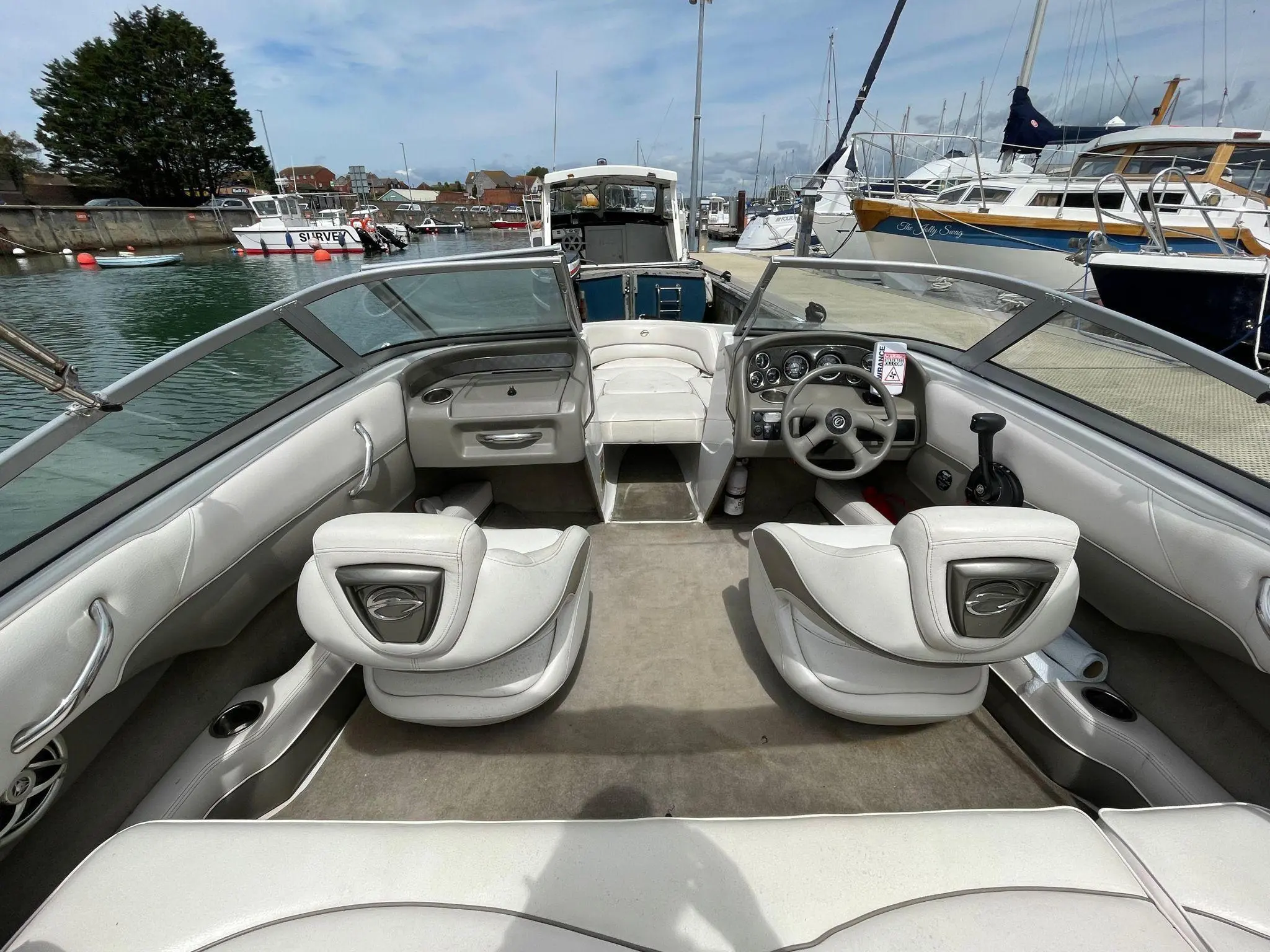 2009 Crownline 185 ss