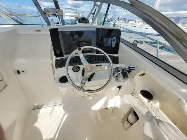 Boston Whaler 285 Conquest