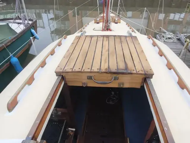 Folkboat 25