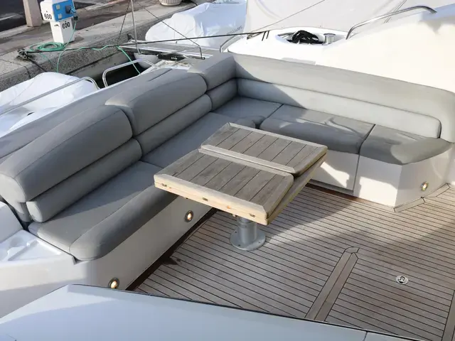 Sunseeker Predator 62