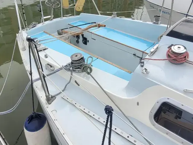 Contessa 28