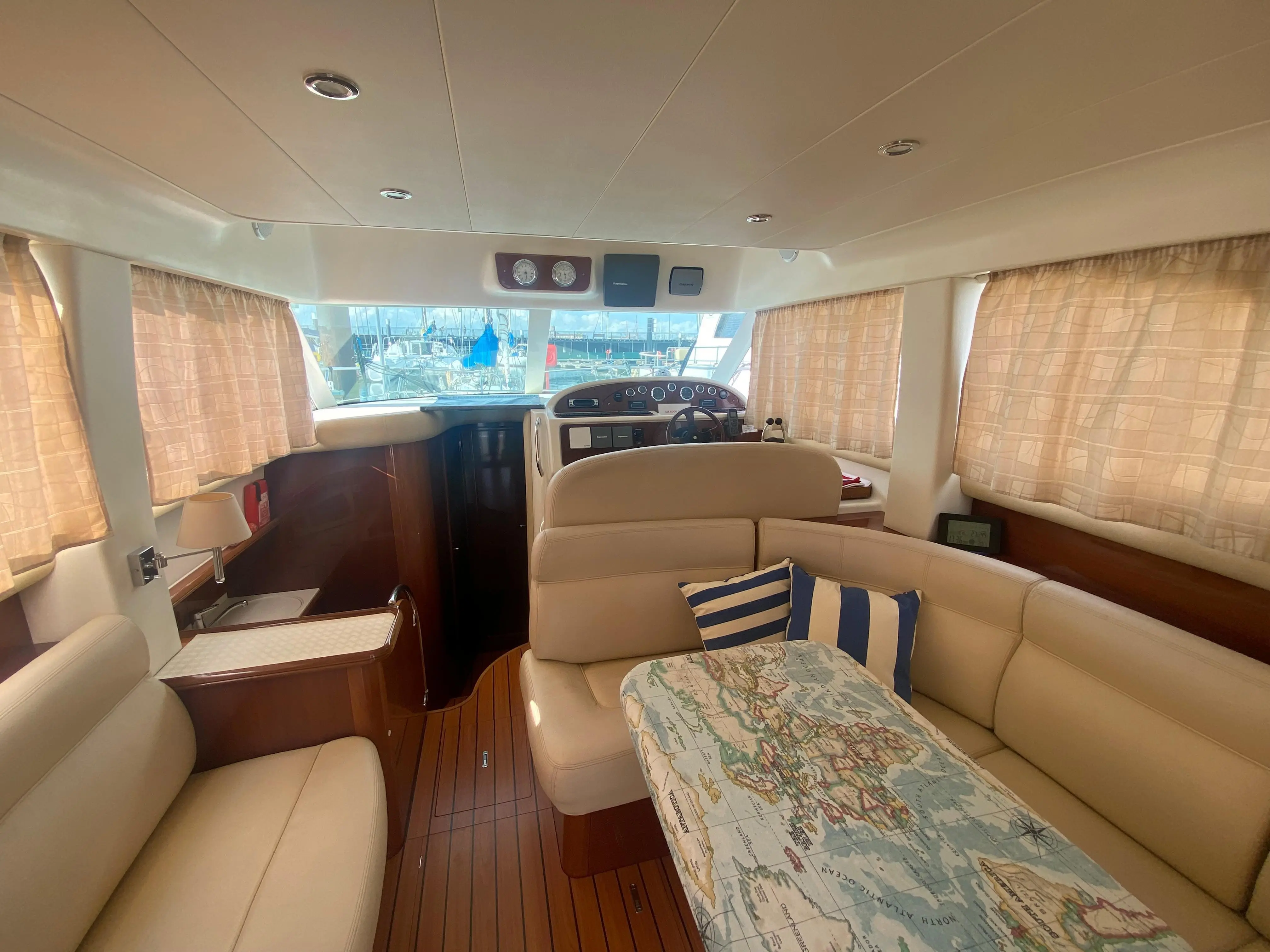 2004 Jeanneau prestige 36