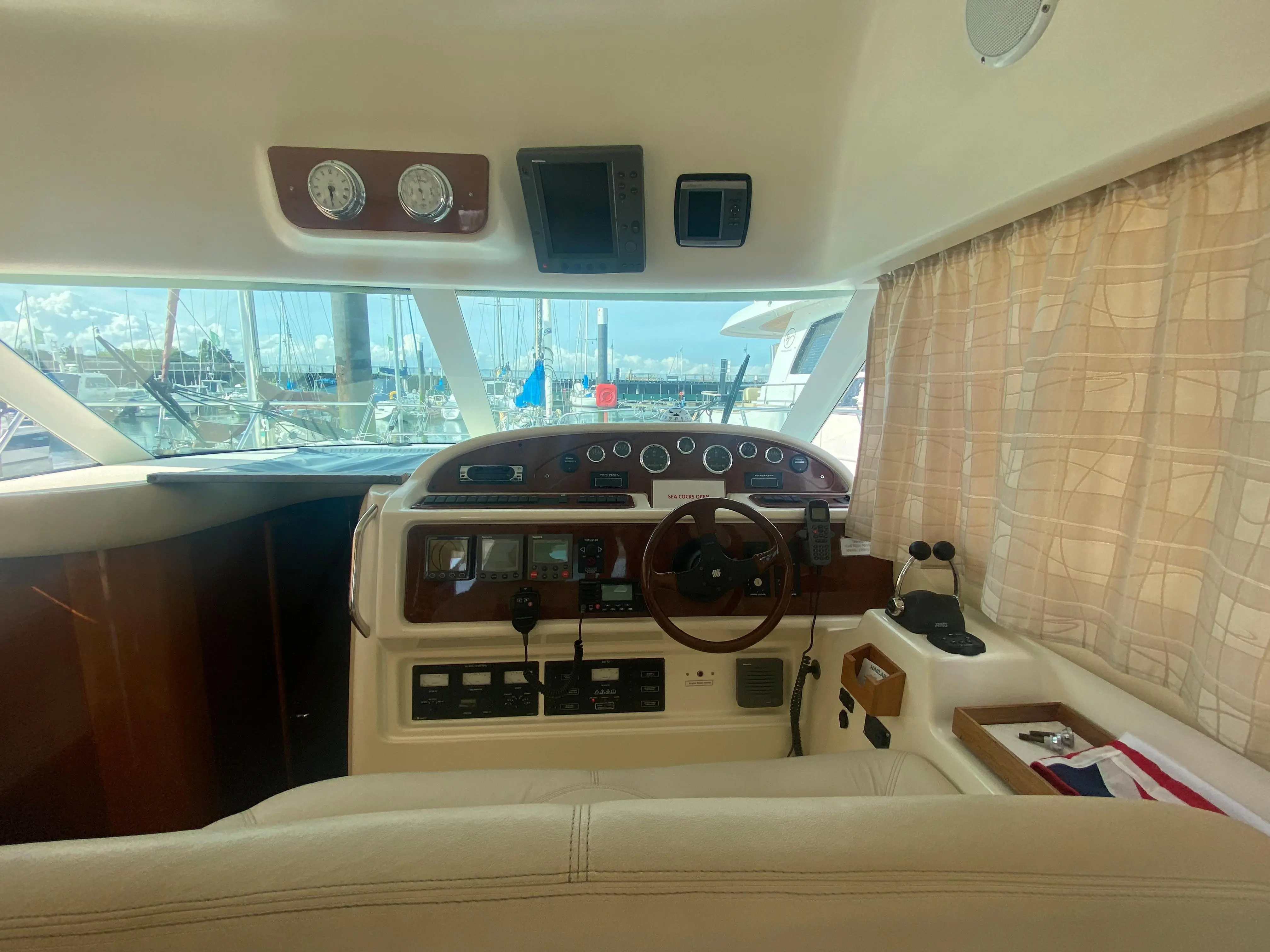 2004 Jeanneau prestige 36